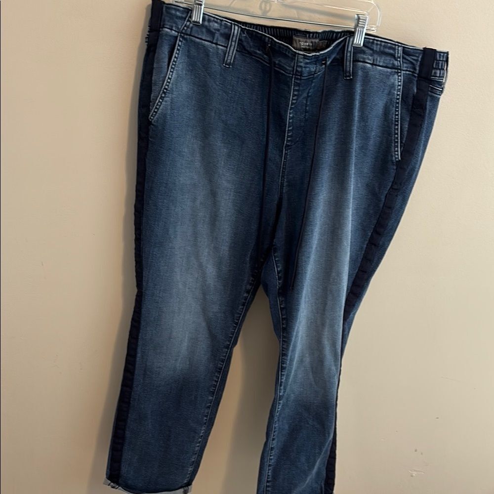 Torrid Pull On Boyfriend Jeans 3R Plus Size 3X Side Stripe Tuxedo Elastic Waist